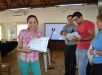 Entrega diplomas de particitación