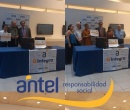 Antel entregó donación de 150 computadoras